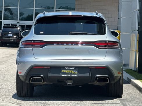 Used 2024 Porsche Macan AWD/4WD image 5