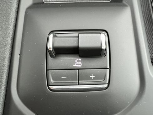 New 2026 GMC Sierra 2500 AT4 image 42