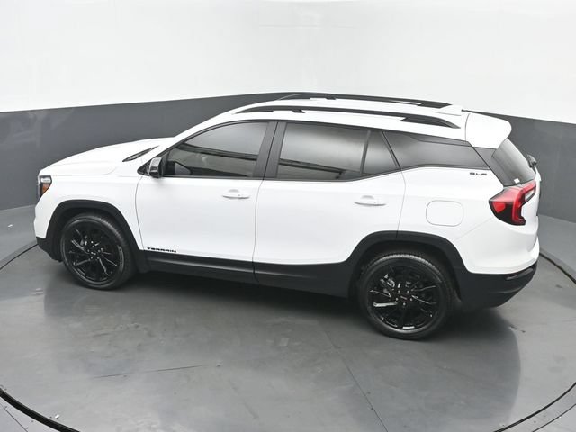 Used 2024 GMC Terrain SLE w/ Driver Convenience Package FWD image 38