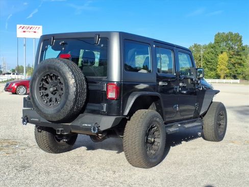 Used 2013 Jeep Wrangler Unlimited Sport image 13