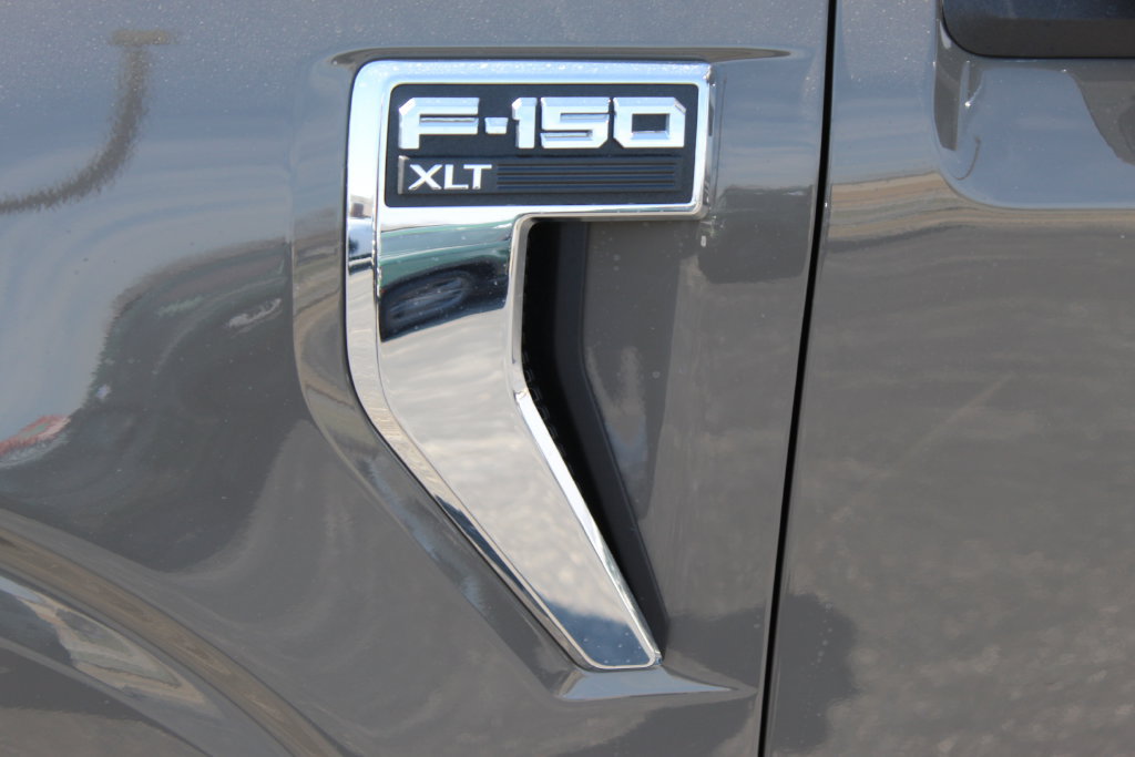 New 2026 Ford F150 XLT w/ Equipment Group 302A MID AWD/4WD image 4