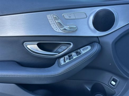 Used 2018 Mercedes-Benz C 300 Sedan image 11