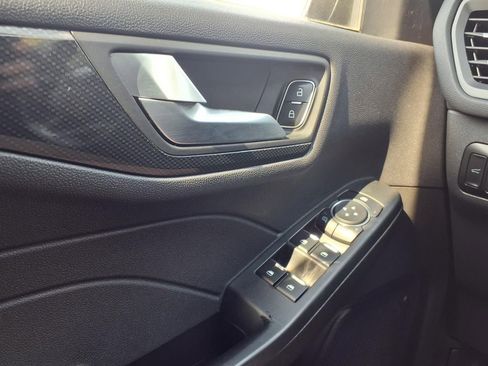 Used 2024 Ford Escape ST-Line w/ Tech Pack #1 AWD/4WD image 21