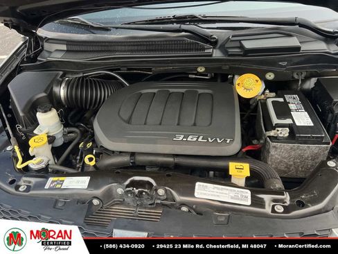 Used 2018 Dodge Grand Caravan SE w/ UConnect Hands-Free Group FWD image 11