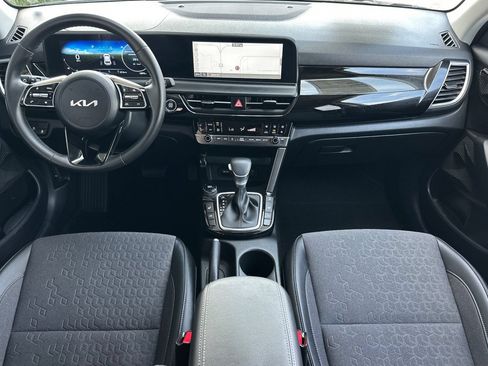 Used 2024 Kia Seltos S AWD/4WD image 13