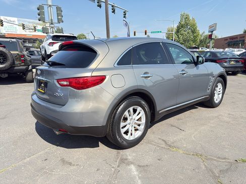 Used 2016 INFINITI QX70 AWD image 8