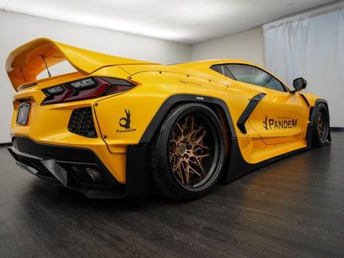 Used 2021 Chevrolet Corvette Stingray Coupe w/ 1LT RWD image 24