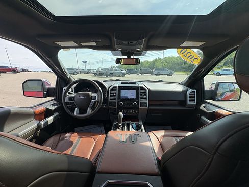 Used 2020 Ford F150 King Ranch w/ Equipment Group 601A Luxury AWD/4WD image 19