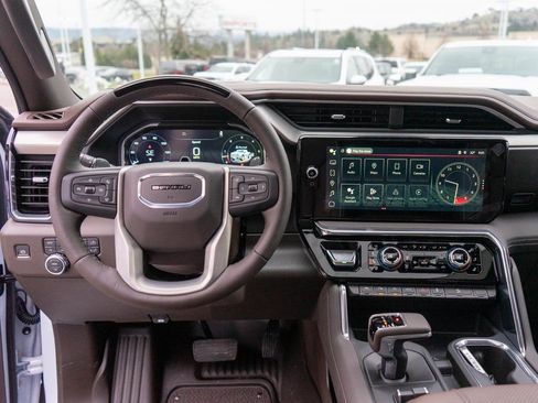 Used 2026 GMC Sierra 1500 Denali AWD/4WD image 16