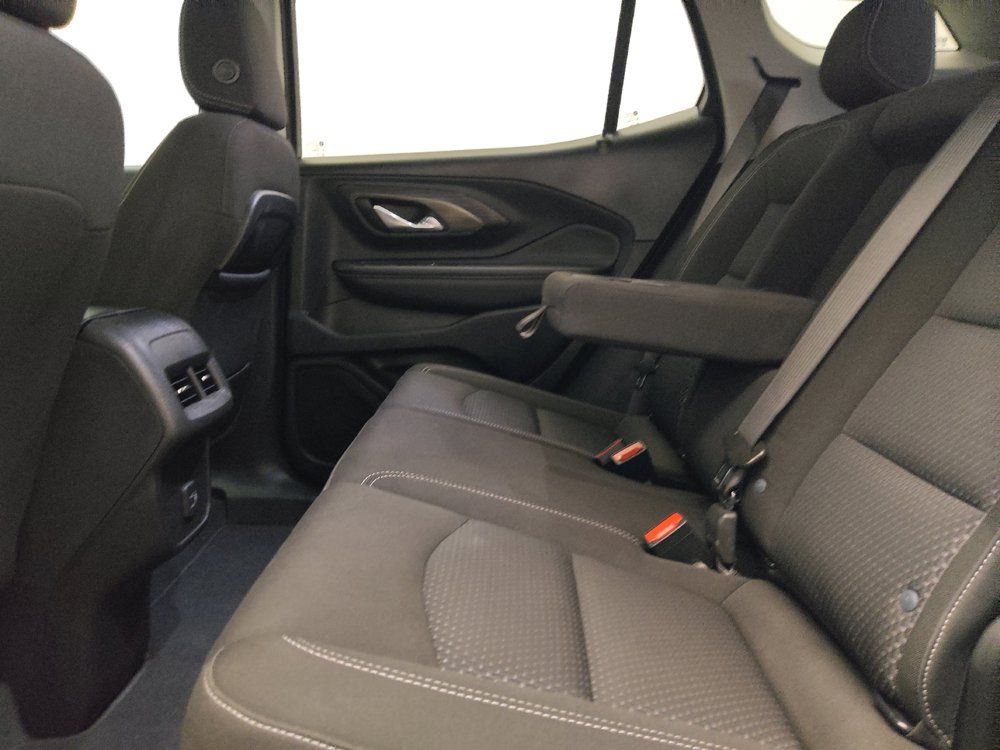 Used 2022 GMC Terrain SLE w/ Driver Convenience Package FWD image 18