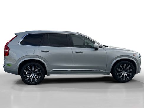 Used 2022 Volvo XC90 T8 Inscription image 6