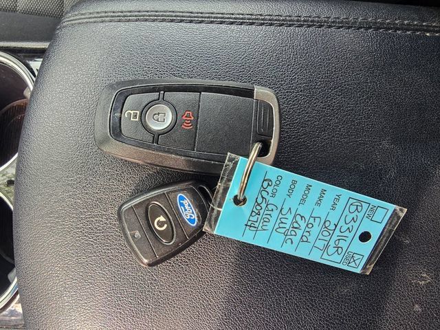 Used 2017 Ford Edge SE AWD/4WD image 27