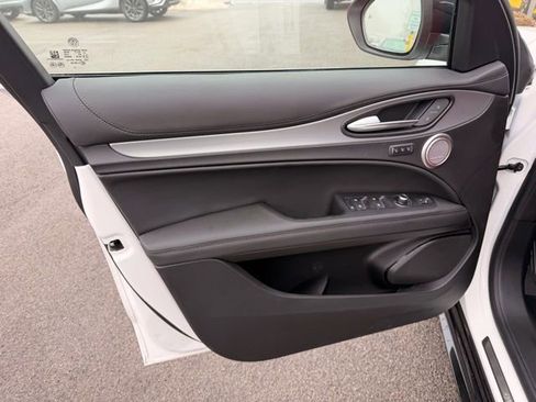 New 2026 Alfa Romeo Stelvio Sprint AWD/4WD image 11