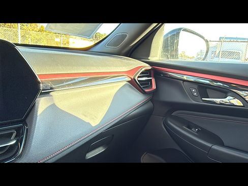 Used 2025 Chevrolet TrailBlazer RS w/ Convenience Package image 13