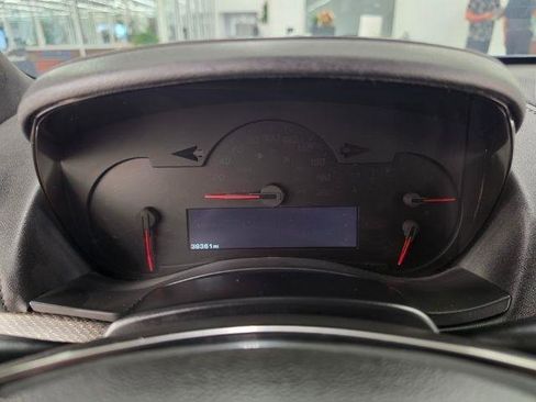 Used 2018 Chrysler 300 S AWD/4WD image 13