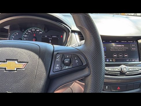 Used 2022 Chevrolet Trax LS w/ Tint and Cruise Package FWD image 15