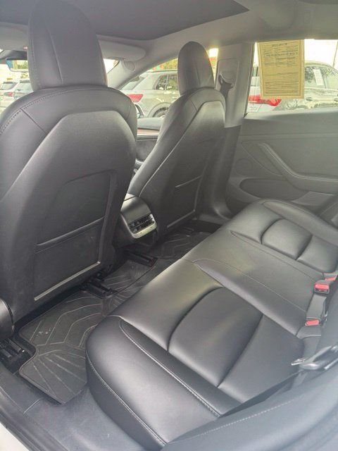 Used 2021 Tesla Model 3 Long Range AWD/4WD image 8