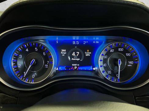 Used 2023 Chrysler 300 Touring L w/ Safetytec Plus Group RWD image 14