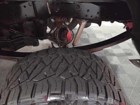 Used 2015 Ford F250 Lariat w/ Lariat Ultimate Package image 92