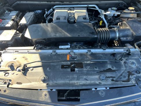 Used 2024 Chevrolet Colorado Trail Boss w/ Advanced Trailering Package image 21