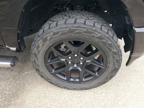 Used 2022 RAM 1500 Big Horn image 6