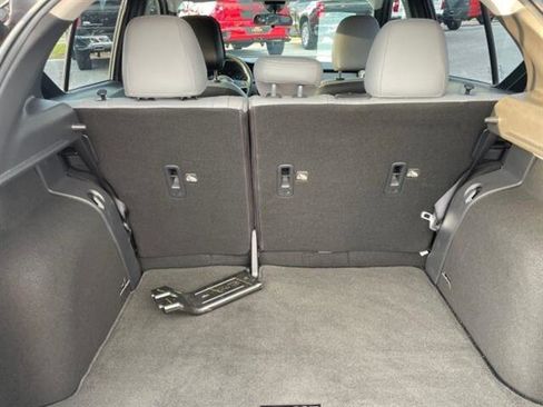 Used 2021 Nissan Kicks SR w/ SR Premium Package image 11