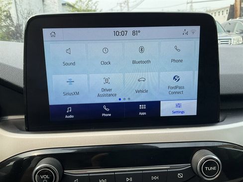Used 2020 Ford Escape SE FWD image 17