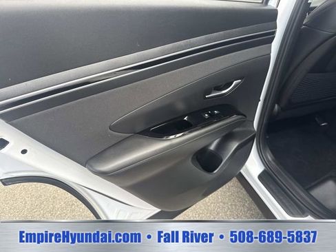 Certified 2023 Hyundai Tucson Limited AWD/4WD image 17