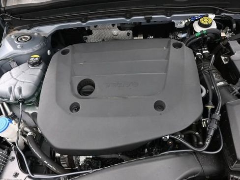 Used 2023 Volvo XC40 B5 Ultimate w/ Protection Package Premier AWD/4WD image 36