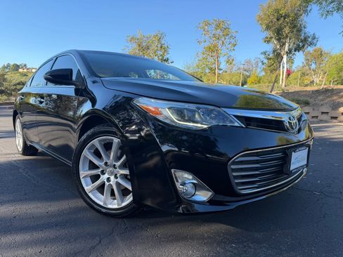 Used 2013 Toyota Avalon Limited FWD image 7