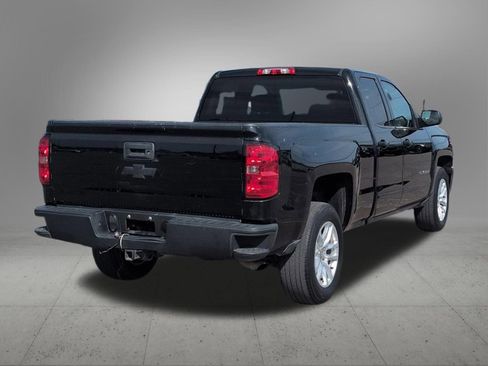 Used 2019 Chevrolet Silverado 1500 LT RWD image 6