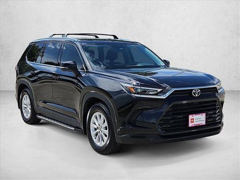 Certified 2026 Toyota Grand Highlander AWD image 3