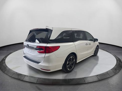 Used 2023 Honda Odyssey Elite image 5