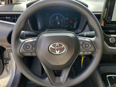 Used 2026 Toyota Corolla LE image 18