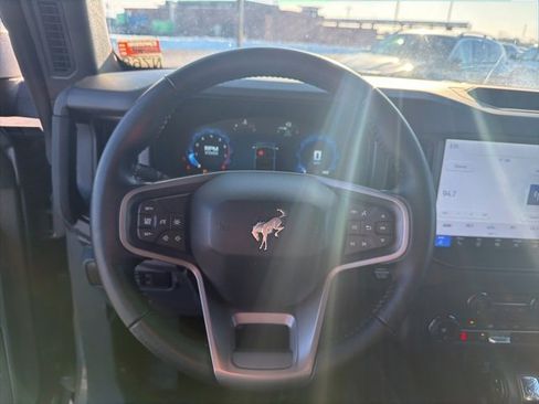 Used 2025 Ford Bronco Big Bend image 20