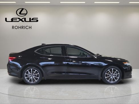 Used 2017 Acura TLX V6 SH-AWD w/ Technology Pkg image 5