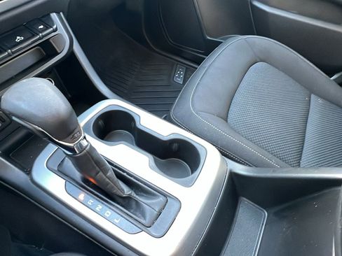 Used 2022 Chevrolet Colorado LT w/ LT Convenience Package image 29