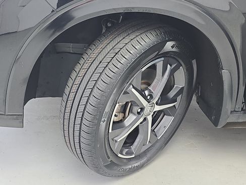 Used 2025 Honda HR-V EX-L image 32