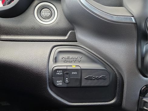 Used 2024 RAM 3500 Big Horn AWD/4WD image 18