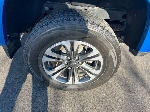 Used 2022 Chevrolet Colorado Z71 w/ Safety Package image 14