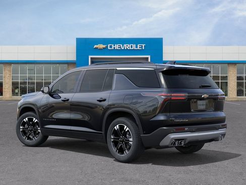 New 2027 Chevrolet Traverse LT w/ Sun and Wheel Package FWD image 3