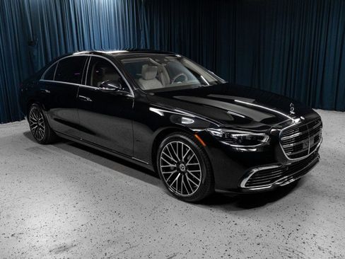 New 2026 Mercedes-Benz S 500 4MATIC image 3