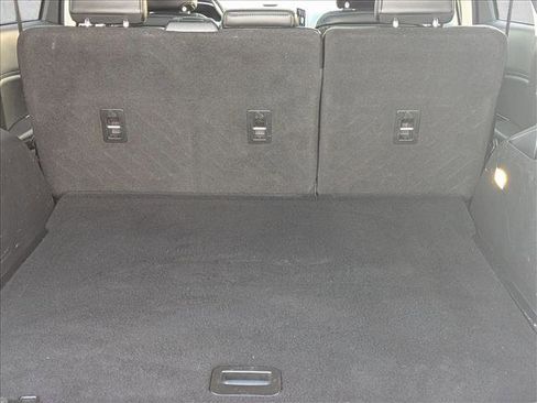 Used 2017 Ford Edge SEL w/ Equipment Group 201A image 6