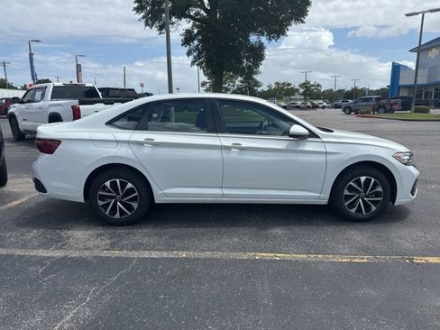 Used 2024 Volkswagen Jetta S FWD image 3
