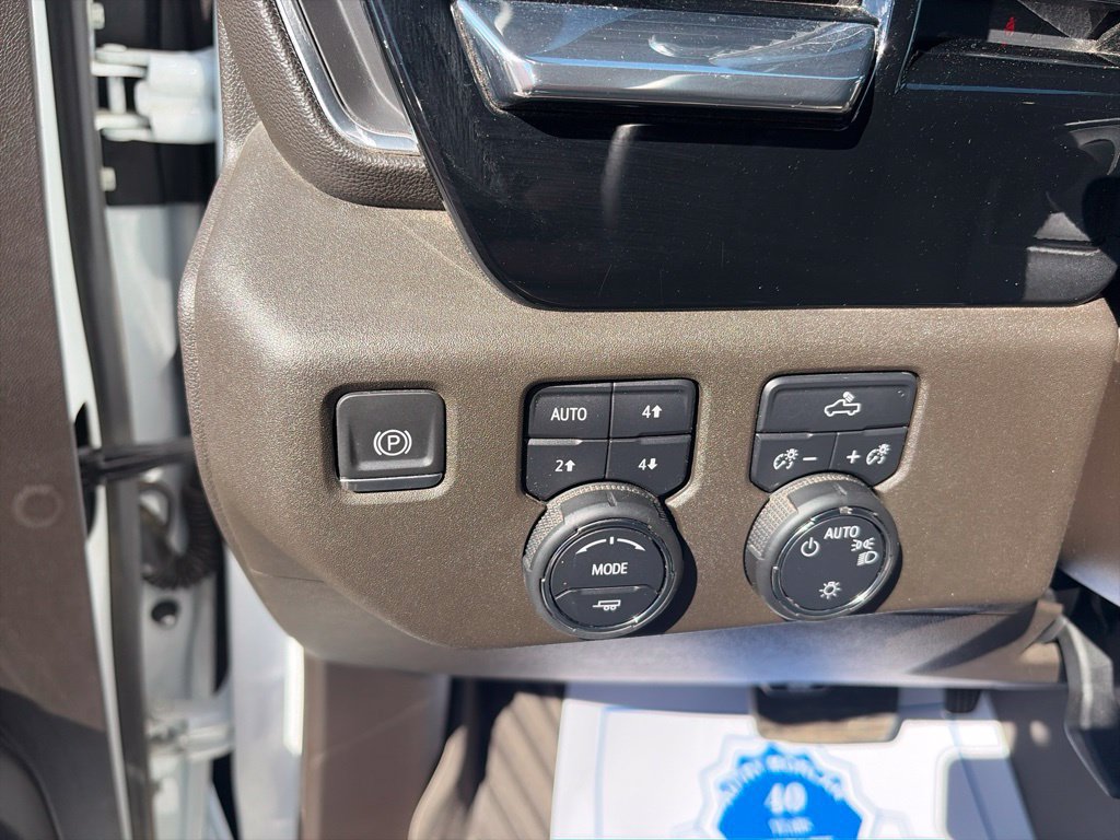 Used 2024 Chevrolet Silverado 1500 LT AWD/4WD image 19