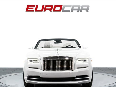 Used 2018 Rolls-Royce Dawn image 10