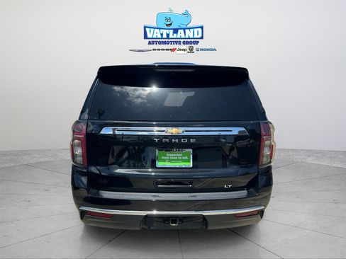 Used 2021 Chevrolet Tahoe LT w/ LT Signature Package RWD image 4