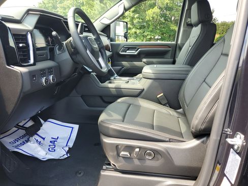 New 2025 GMC Sierra 2500 Denali image 19