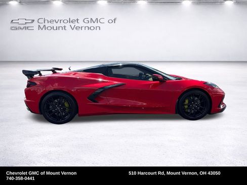Used 2023 Chevrolet Corvette Stingray Premium Conv w/ Z51 Performance Package RWD image 8