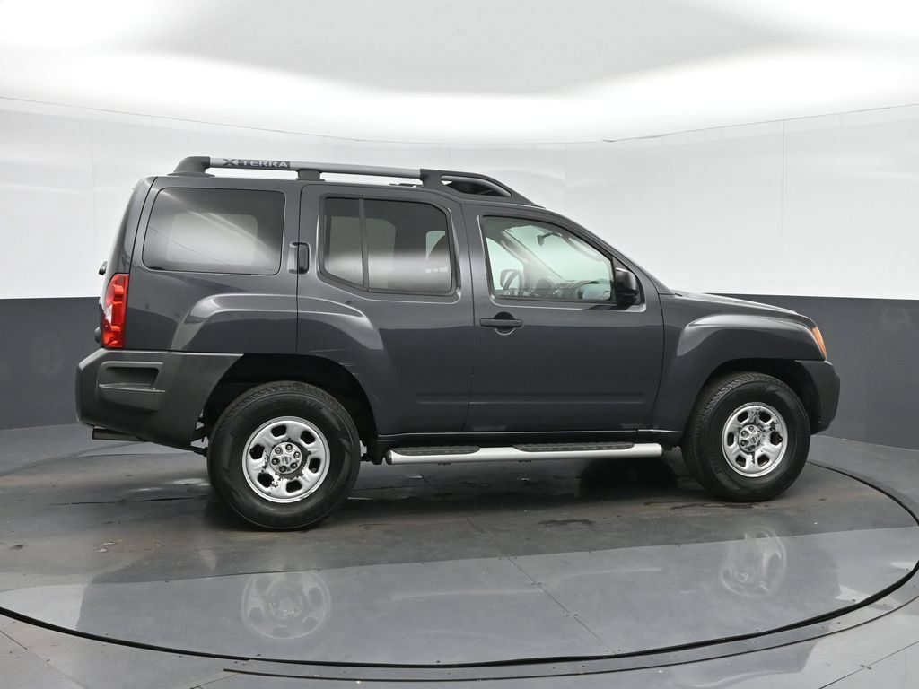 Used 2010 Nissan Xterra X AWD/4WD image 8